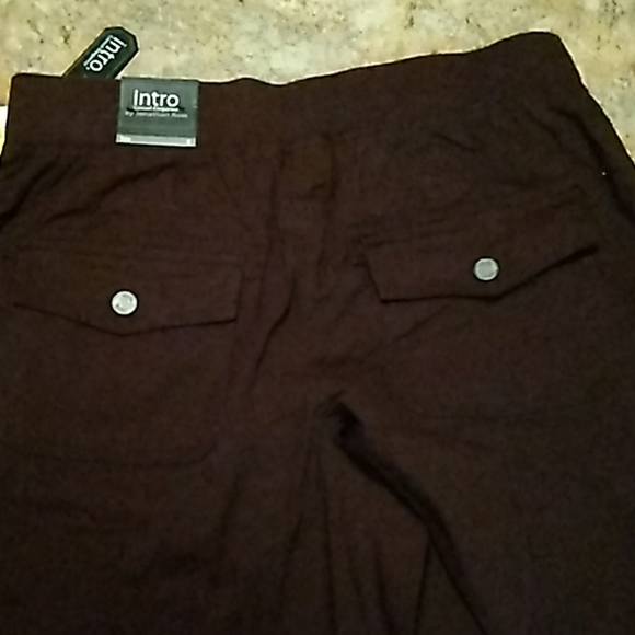 Size 8 NWT Johnathan Ross Intro dark brown capris - Picture 6 of 8